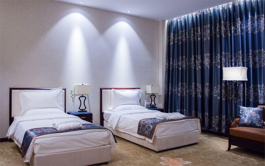 Hotel NIHAO — Двухместный номер с 2 отдельными кроватями полулюкс
