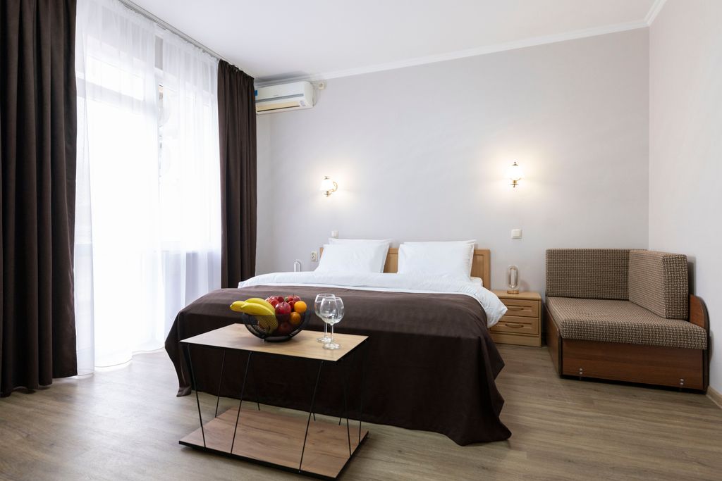 Ростов — Трёхместный номер Трёхместный номер "Стандарт" с балконом