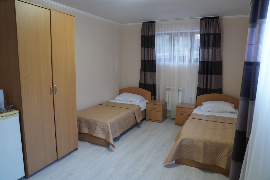 Кит — Двухместный номер с 2 отдельными кроватями