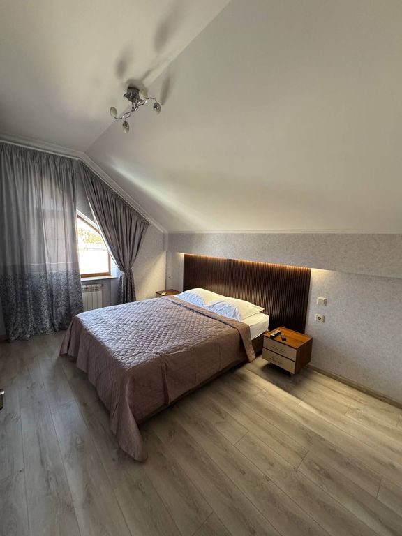 Кит — Семейный номер Семейный