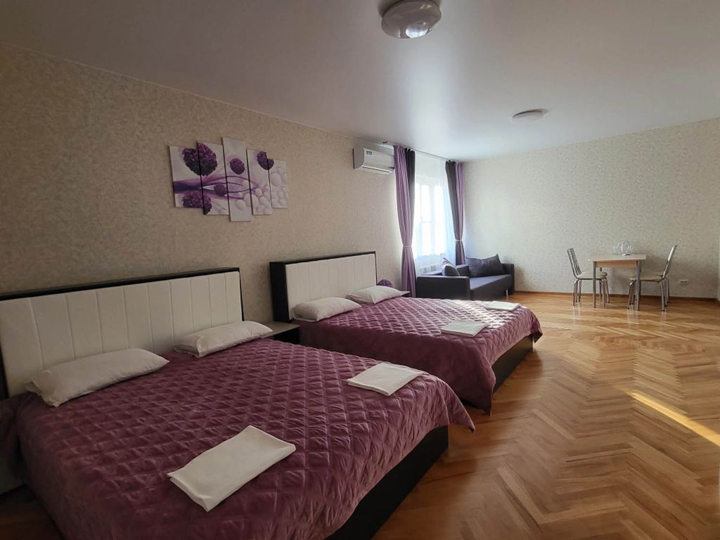 Rest Time — Семейный номер Шестиместный номер