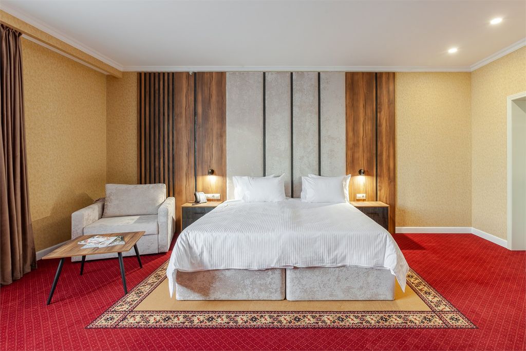 Грейс Люксор Волга Конгресс — Двухместный номер с 1 кроватью студио с кухней