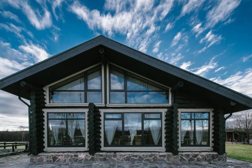 Медвежий угол — Дом Коттедж Берлога