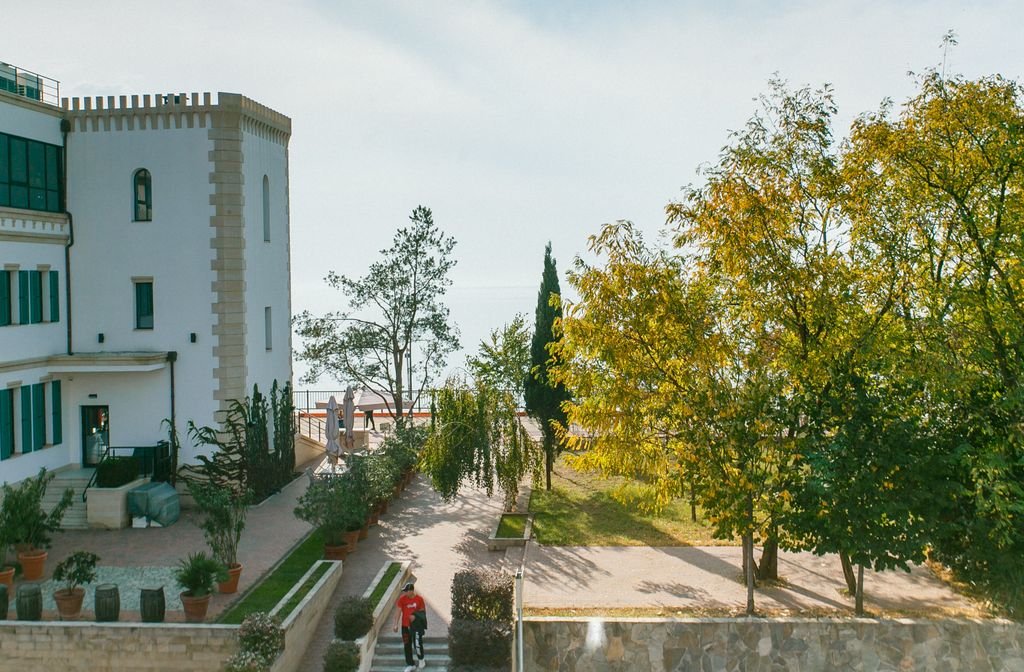 Кавказ групп — Семейный номер Делюкс