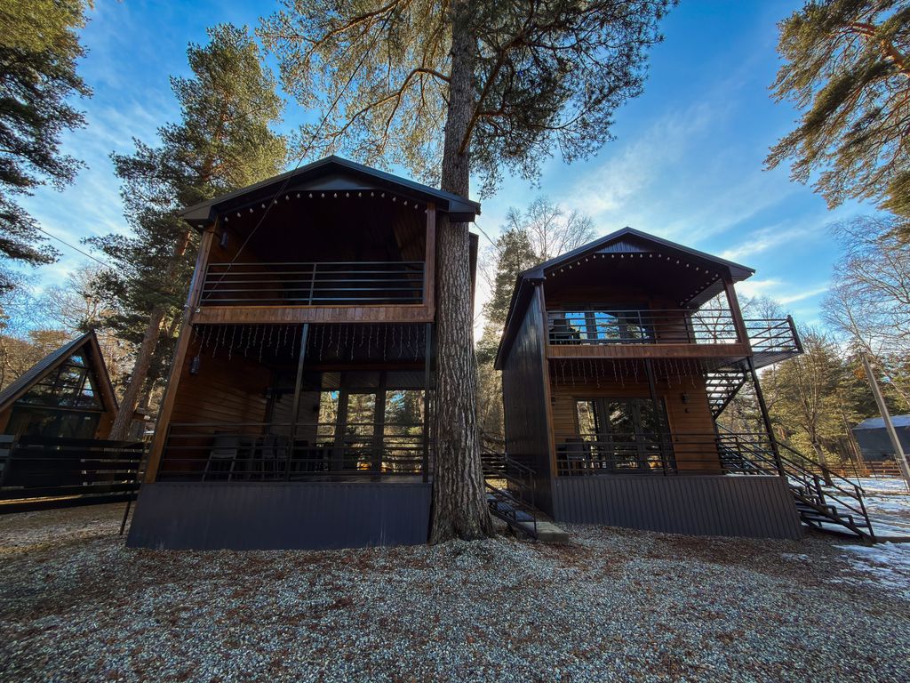 Куранты — Апартаменты люкс с видом на горы