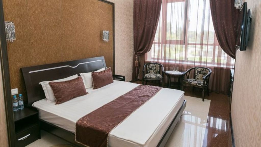 Golden house — Двухместный номер с 1 кроватью полулюкс