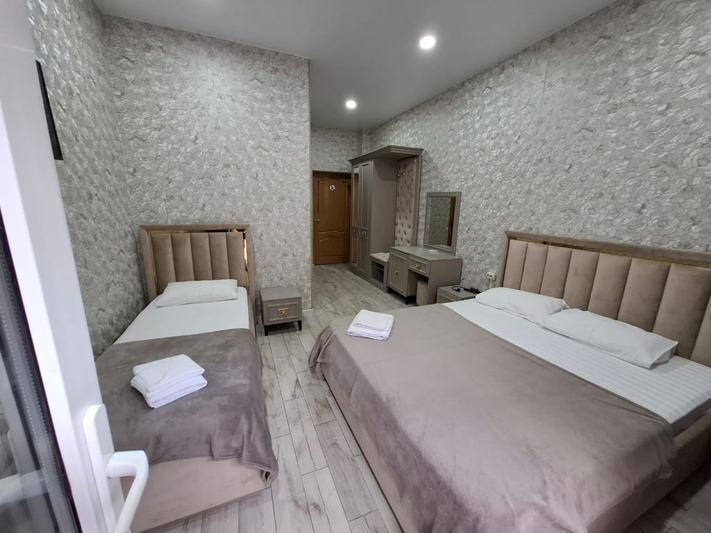 Тургеневский — Трёхместный номер стандарт