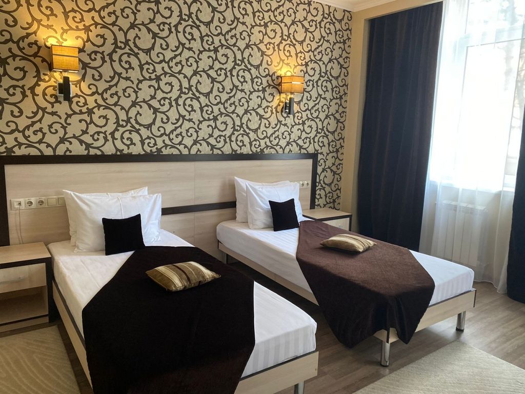 Оазис — Трёхместный номер стандарт