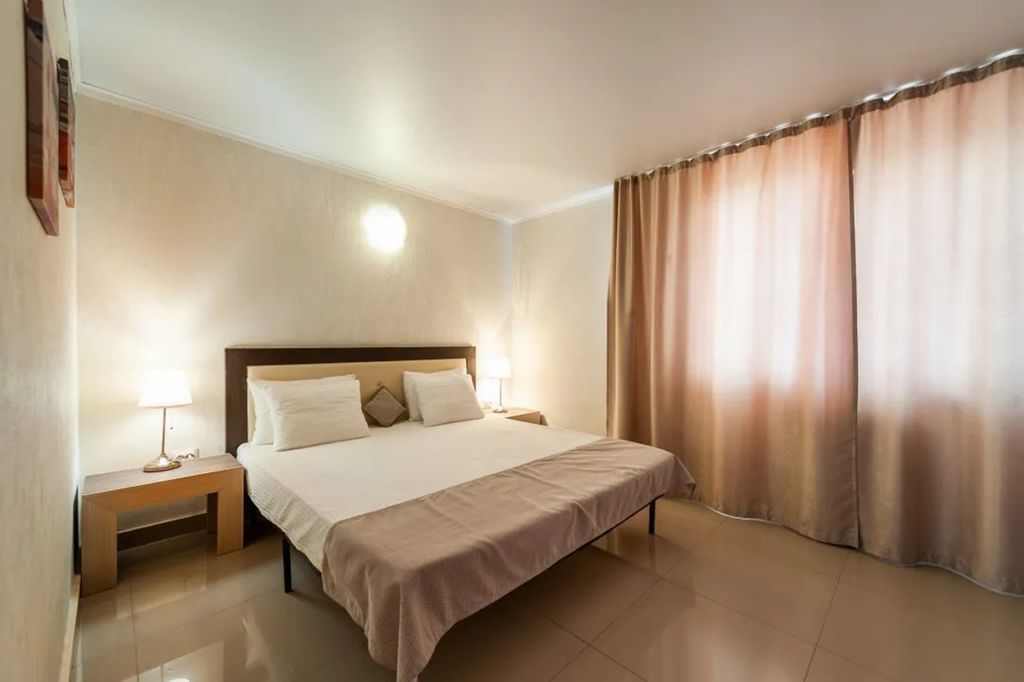 Оптимист — Четырёхместный номер С видом на сад