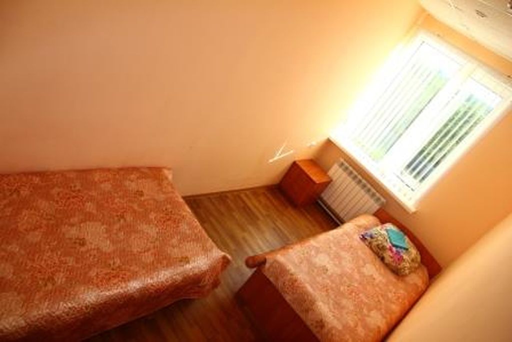 Прибрежный — Двухместный номер с 2 отдельными кроватями Эконом двухкомнатный