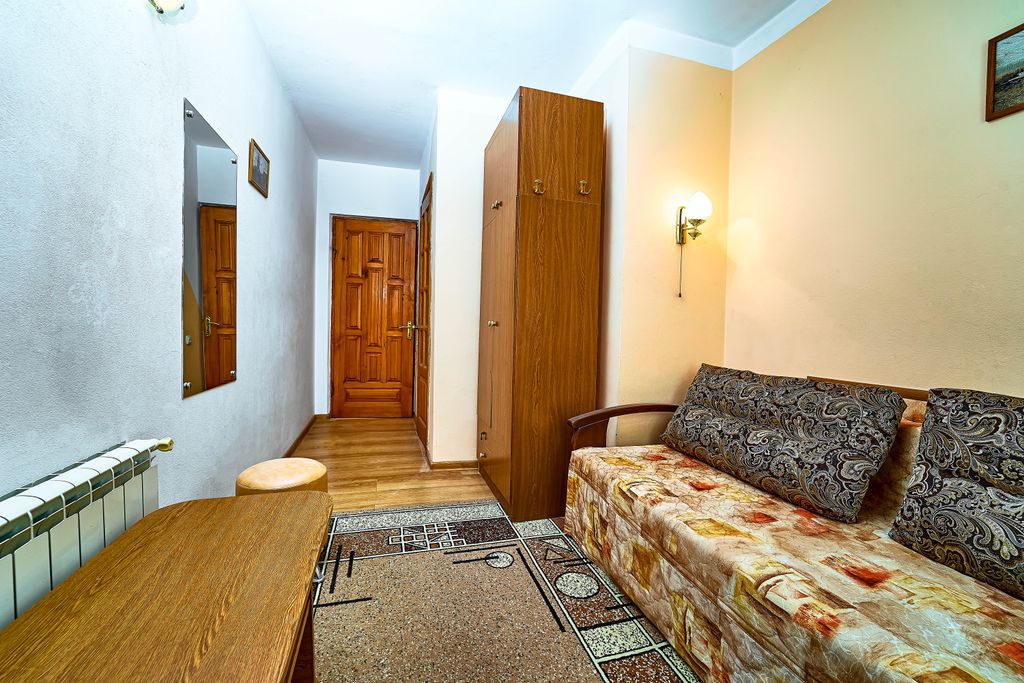 Крымская 50 — Одноместный номер улучшенный