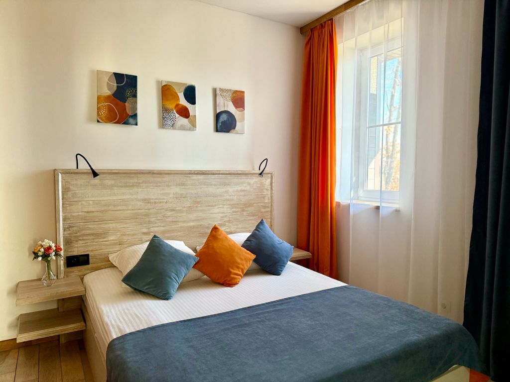 Главный — Семейный номер Семейные двухкомнатные апартаменты