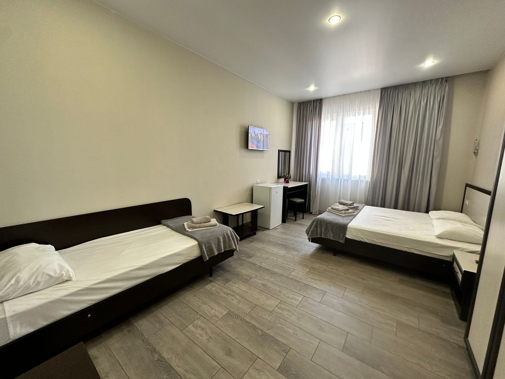 Даймонд Делюкс — Трёхместный номер стандарт