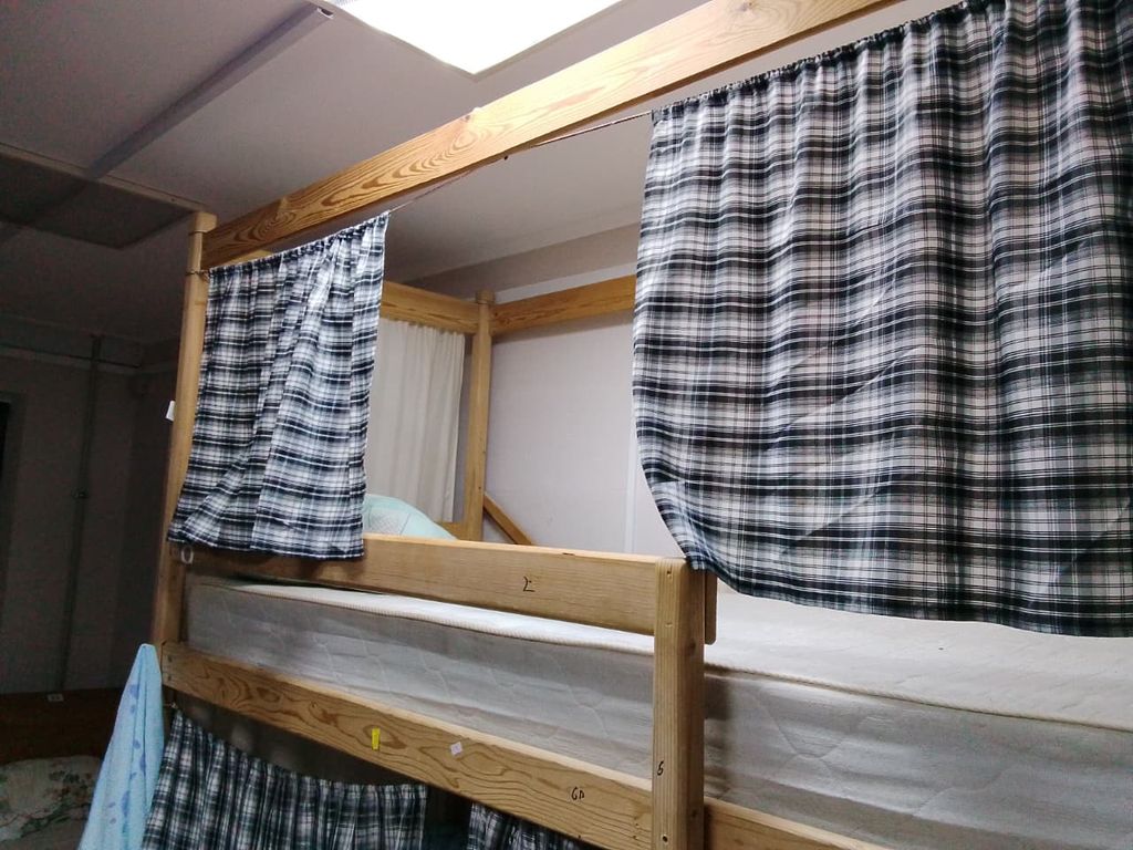 Клевер — Одноместный номер Мужская комната, Верхние места