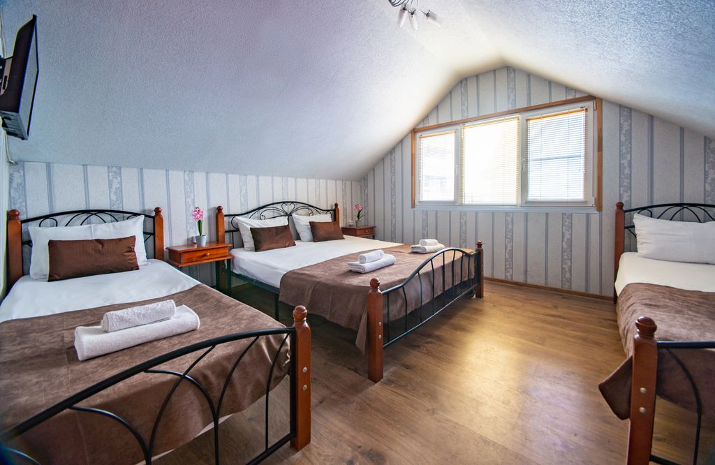 ST — Четырёхместный номер стандарт