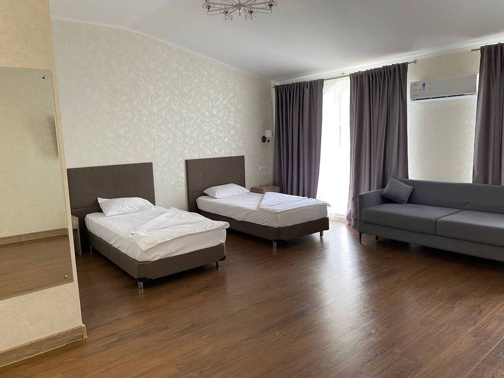 Лейка — Двухместный номер с 2 отдельными кроватями люкс