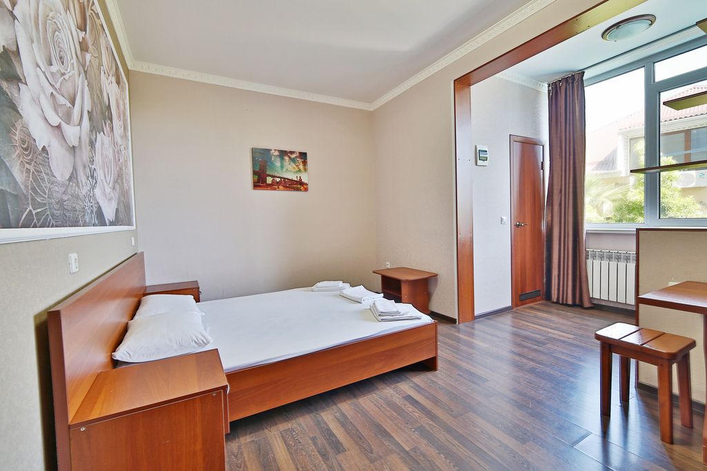 DelSochi — Трёхместный номер Трехместный номер с видом на море и дендрарий