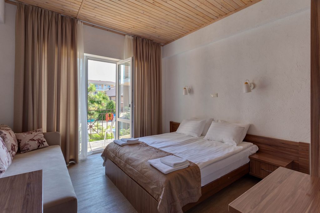 Сансара — Трёхместный номер Стандарт однокомнатный