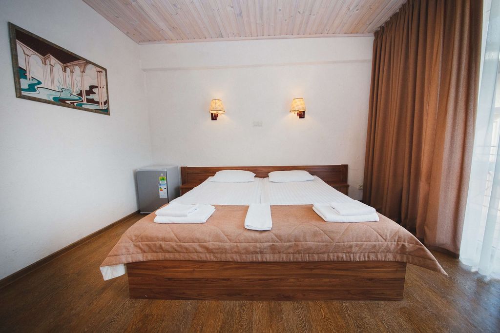 Сансара — Четырёхместный номер XL большой однокомнатный