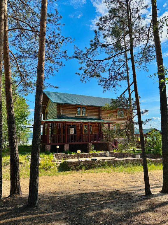 Аван — Отдельный дом Дом "Елки"