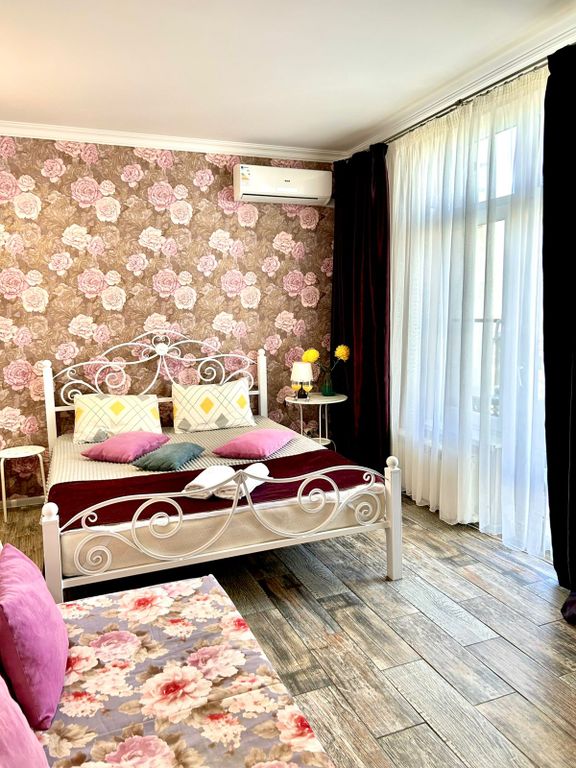 Sunny — Четырёхместный номер семейный люкс