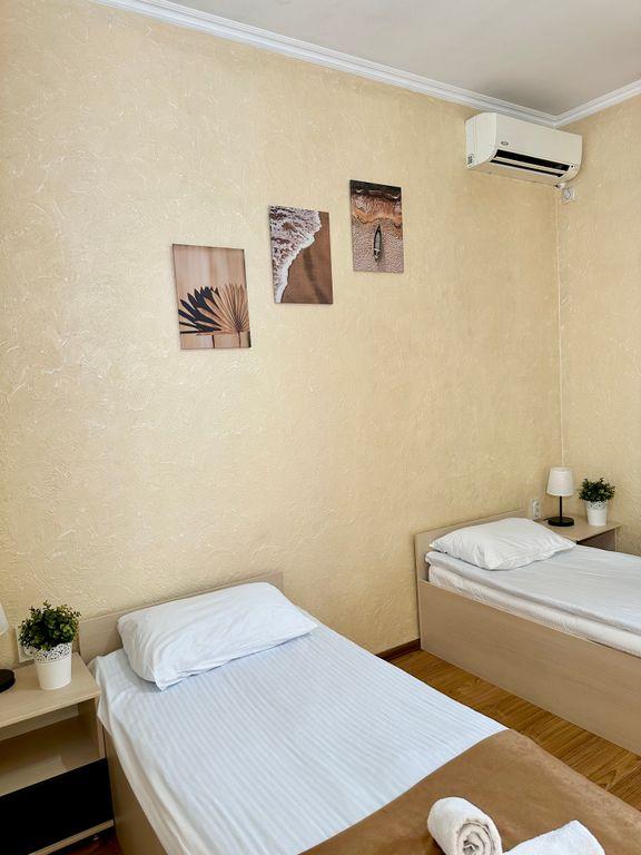 Белая акация — Двухместный номер с 2 отдельными кроватями стандарт с видом на море