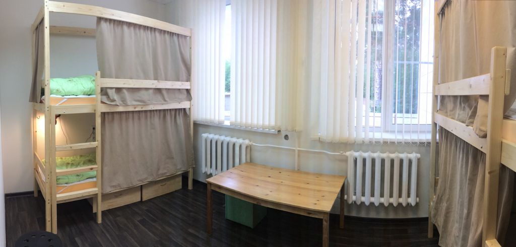 Плюшевый мишка — Многоместный мужской номер эконом (душ/туалет общий)