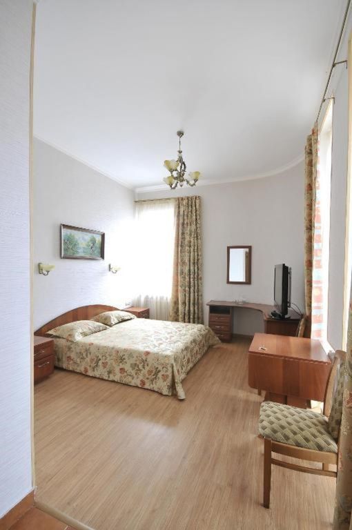 Кадгарон — Двухместный номер с 1 кроватью улучшенный