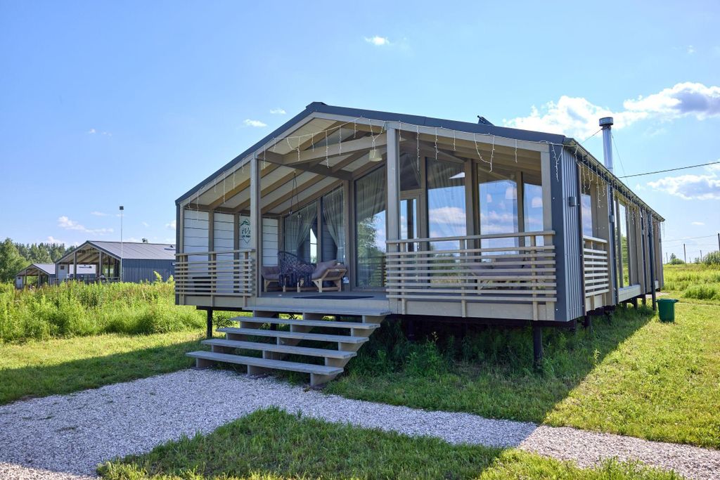 Ива Спа — Дом дубльдом с 2 спальнями, кухней-гостиной и камином