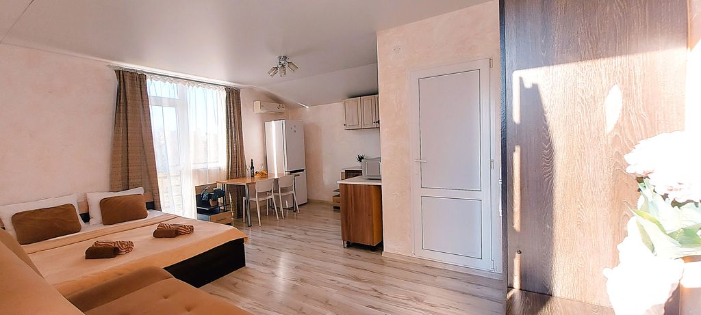 Дежавю — Апартаменты студия с кухней и балконом