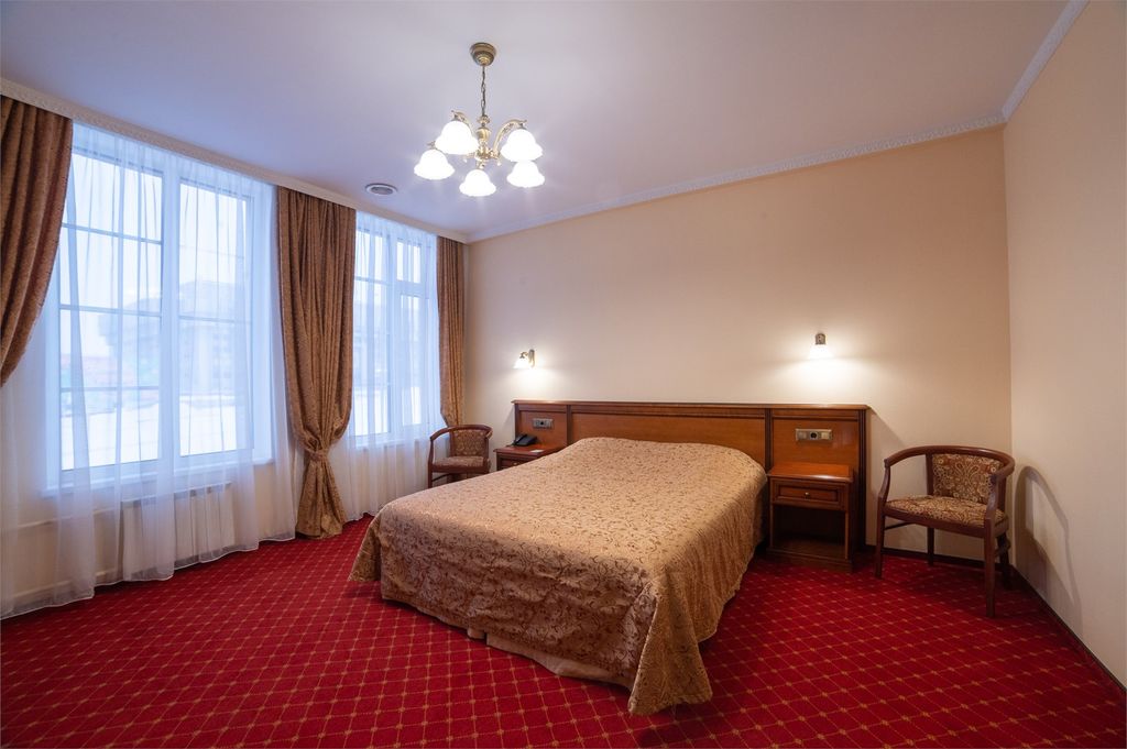 Армения — Двухместный номер с 1 кроватью комфорт с видом на площадь