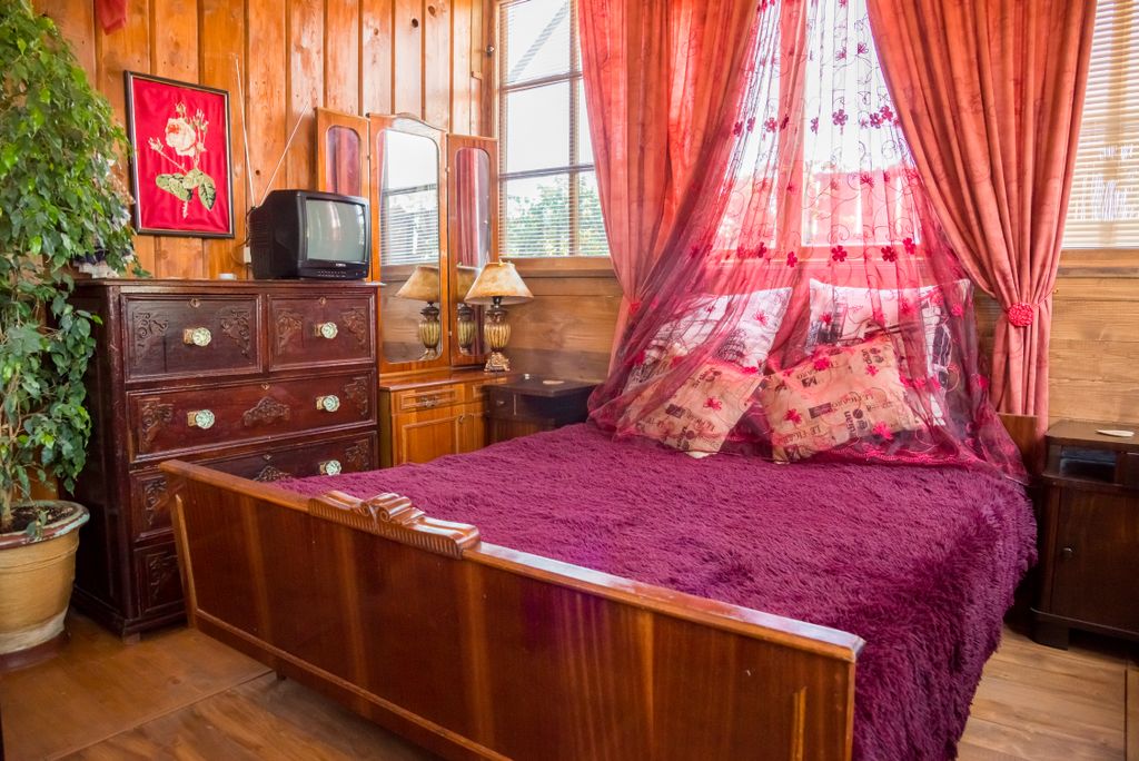 Арт дача Другой мир — Дом Арт дача с баней