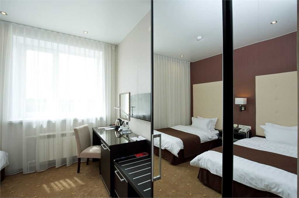 Метелица — Двухместный номер с 2 отдельными кроватями делюкс