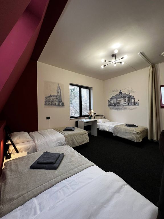 Прусс — Многоместный женский номер повышенного комфорта