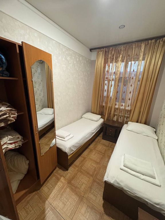 Три пальмы — Двухместный номер с 2 отдельными кроватями эконом