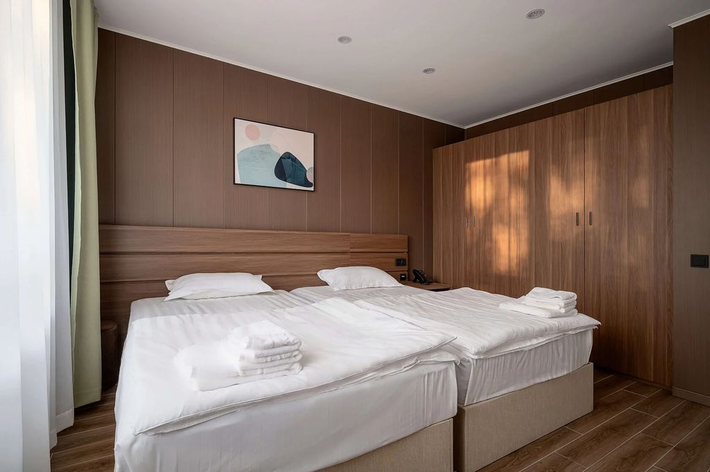 Автотор Спорт Плаза — Апартаменты на шестерых с кухней