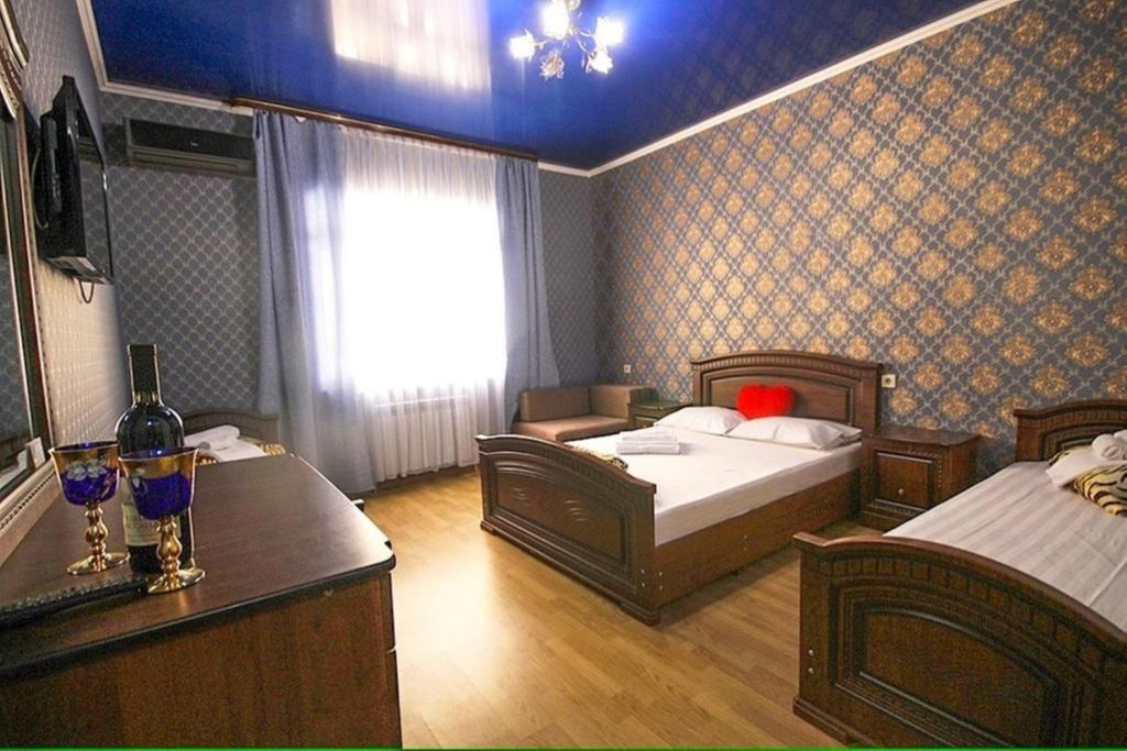 Три пальмы — Четырёхместный номер стандарт