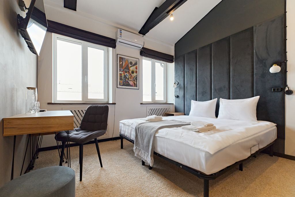 Попов Арт — Двухместный номер с 1 кроватью Улучшенная студия для двоих Попов Арт