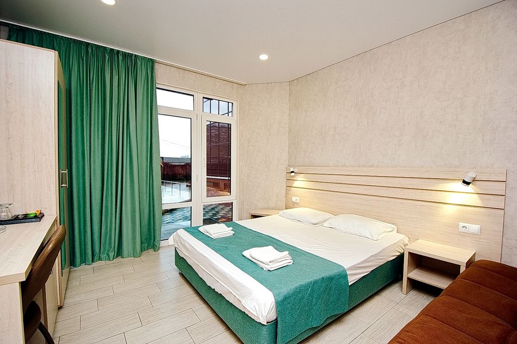 Диамант — Четырёхместный номер Люкс