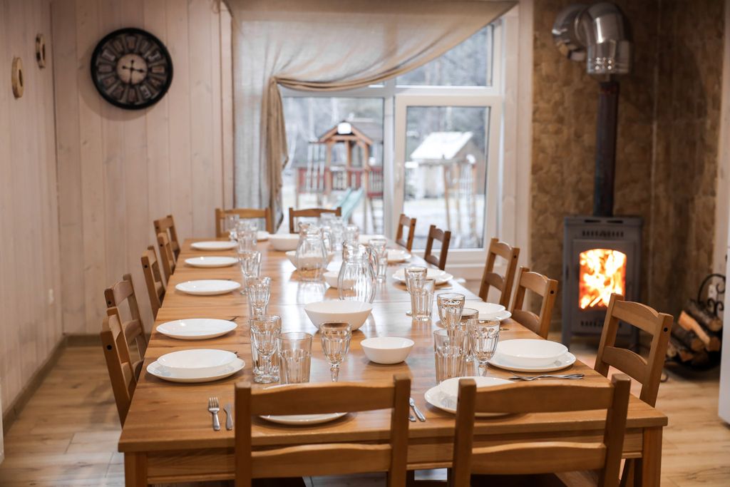 Шишка — Дом Дом с семью комнатами