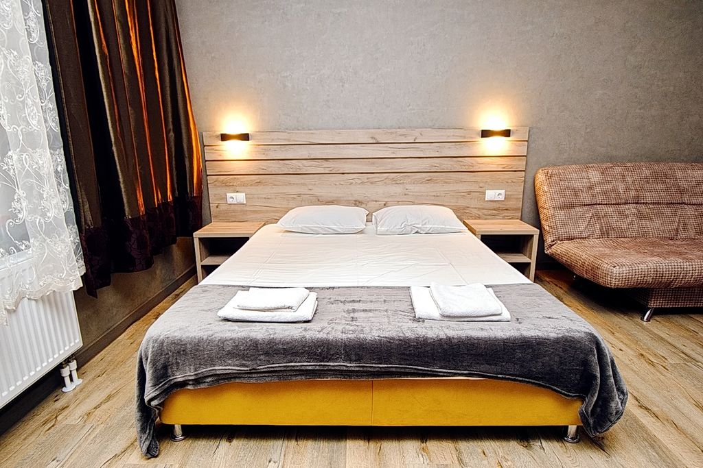 Диамант — Четырёхместный номер полулюкс