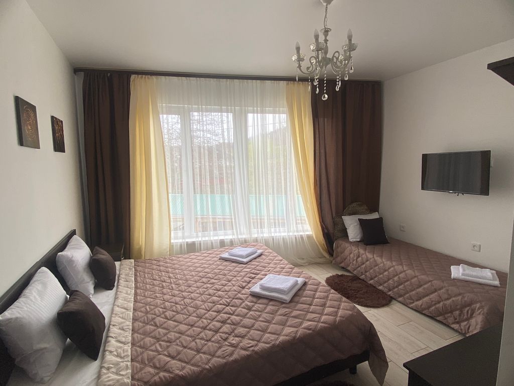 Мия — Трёхместный номер комфорт