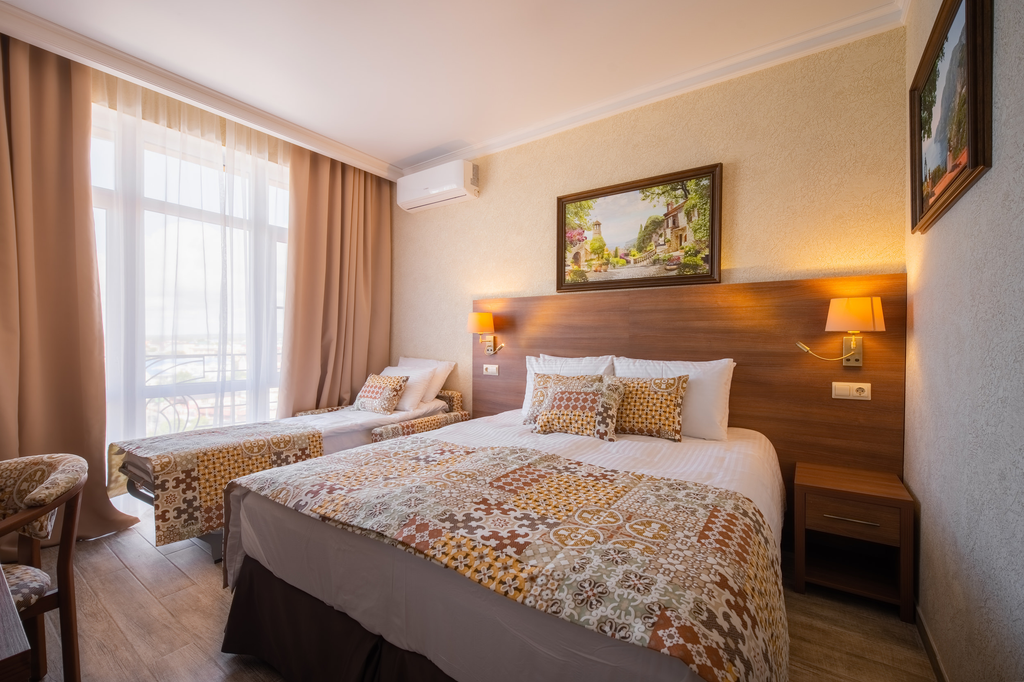 Капкана Бей-Плаза — Семейный номер двухкомнатный с двумя санузлами