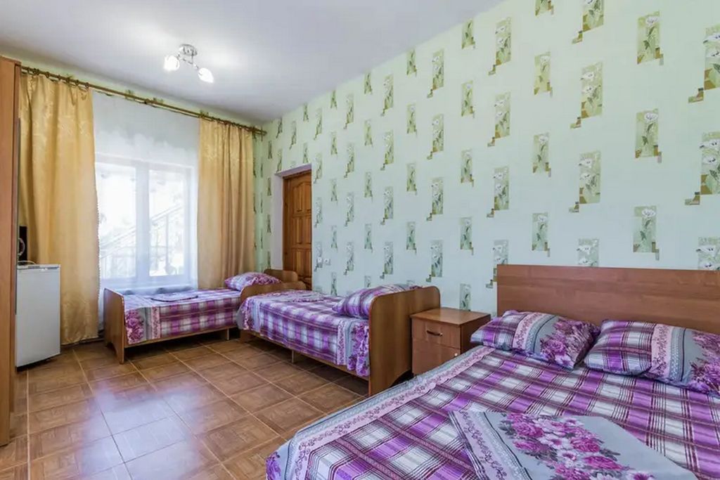 Сура — Четырёхместный номер 4-х местный «Стандарт»