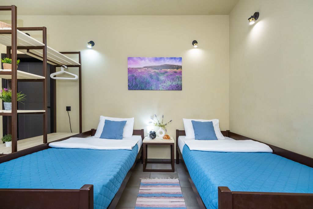 Модерато — Двухместный номер с 2 отдельными кроватями студия 1+1