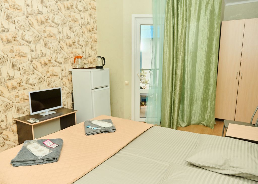 На Киевской — Трёхместный номер комфорт без балкона