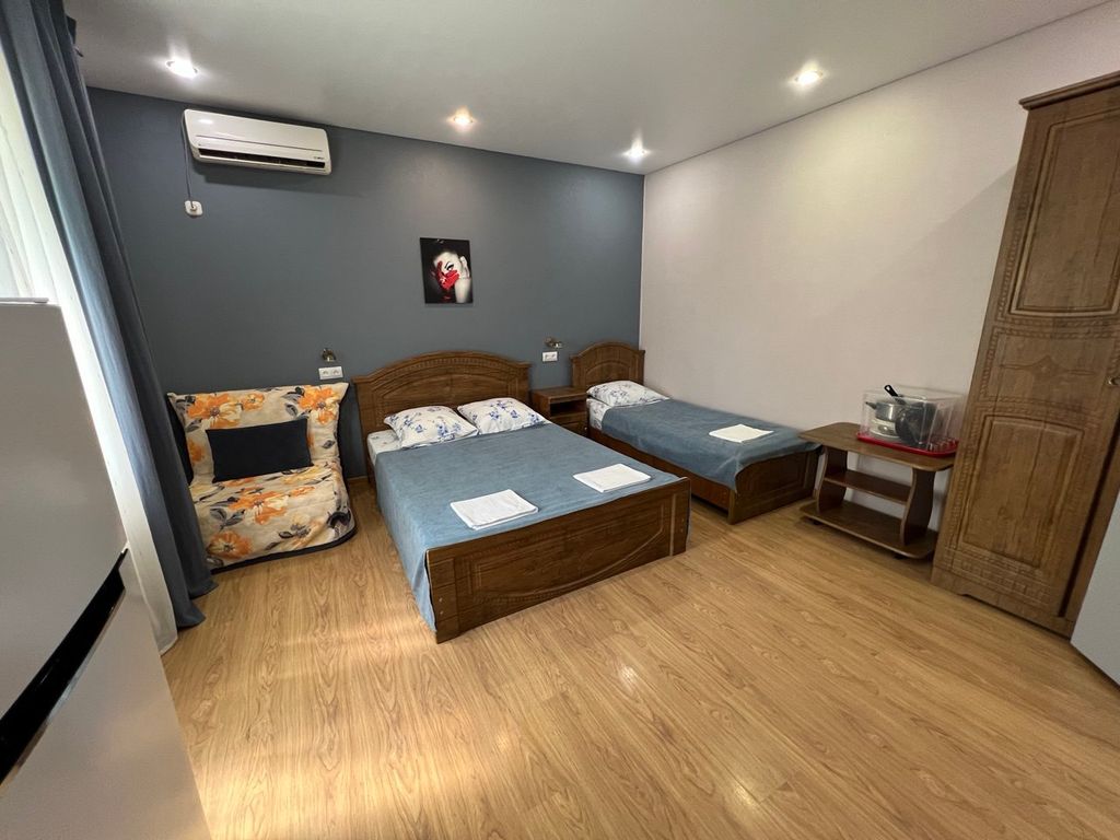 Бригантина — Четырёхместный номер стандарт 2+2 с балконом