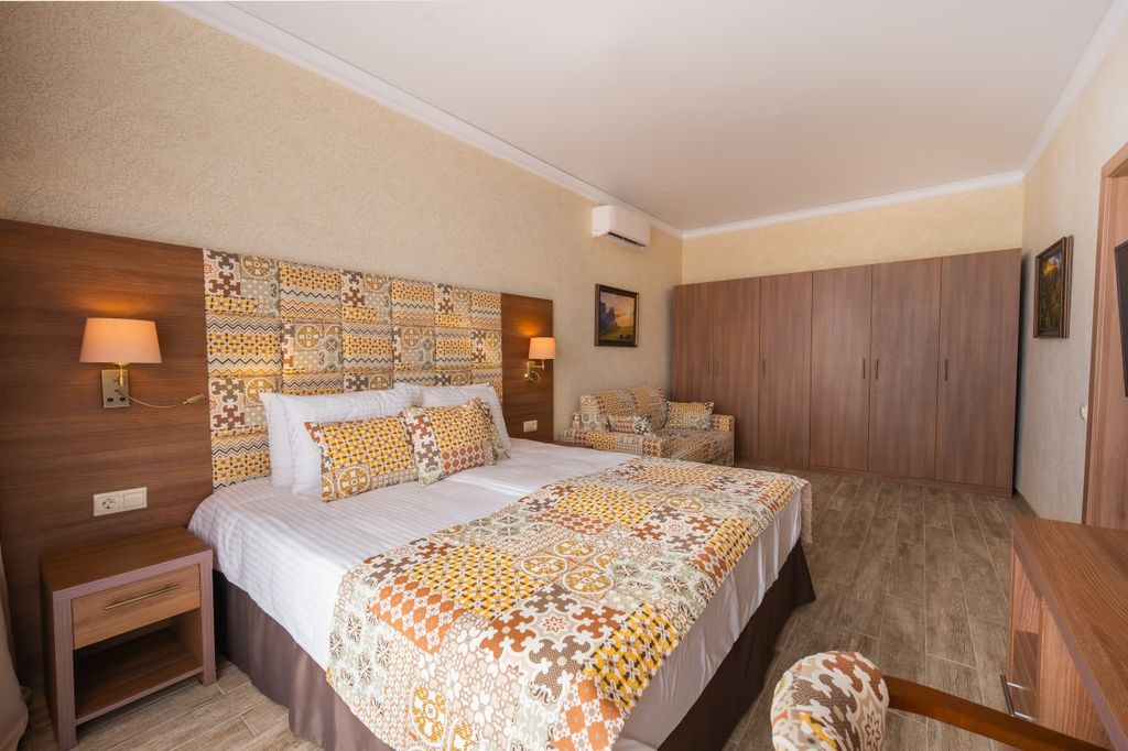 Капкана Бей-Плаза — Четырёхместный номер Гранд Люкс двухкомнатный