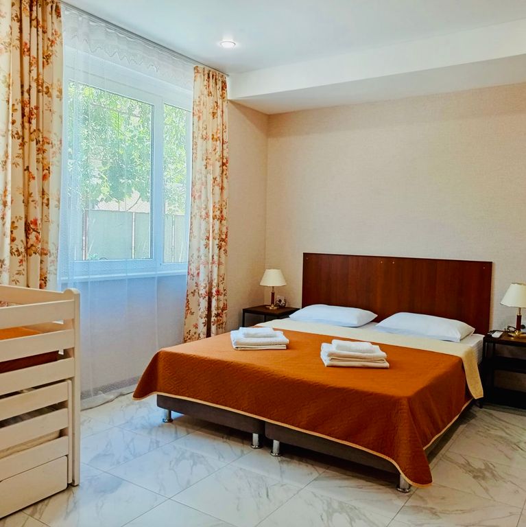 Енисей — Трёхместный номер стандарт