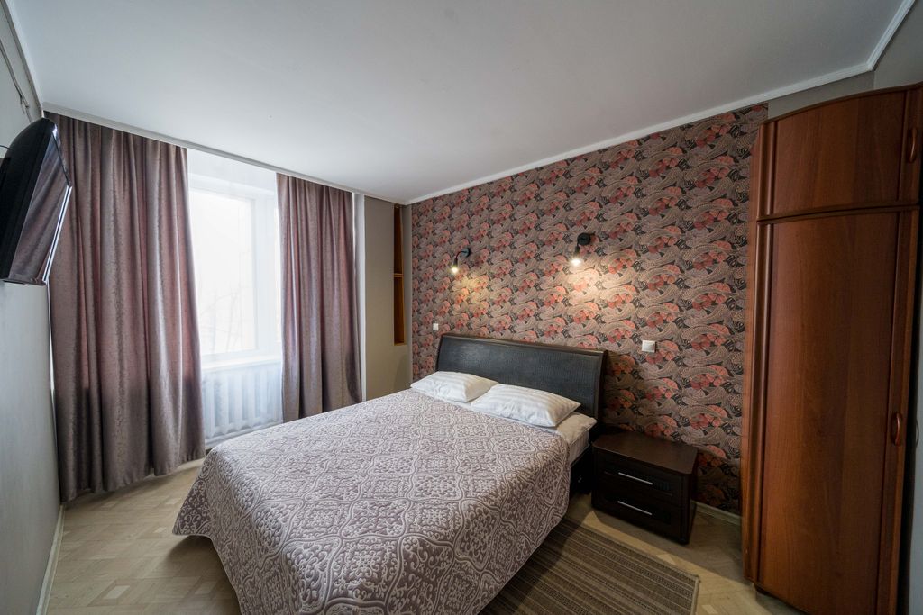 Отель РИО — Семейный номер Комфорт двухкомнатный с большой кроватью